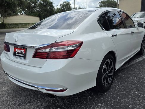 Used 2017 Honda Accord EX-L image 7
