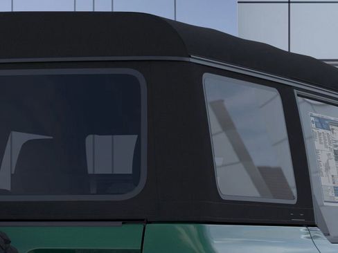 New 2025 Ford Bronco Badlands image 25