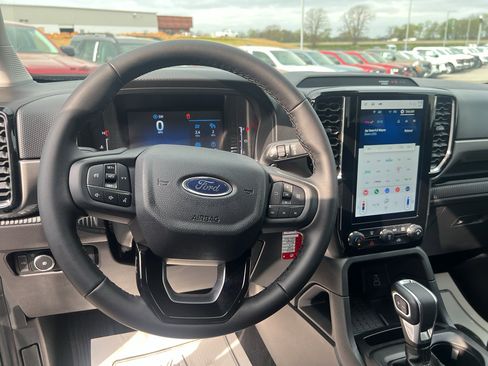 New 2026 Ford Ranger XLT w/ FX4 Off-Road Package AWD/4WD image 9