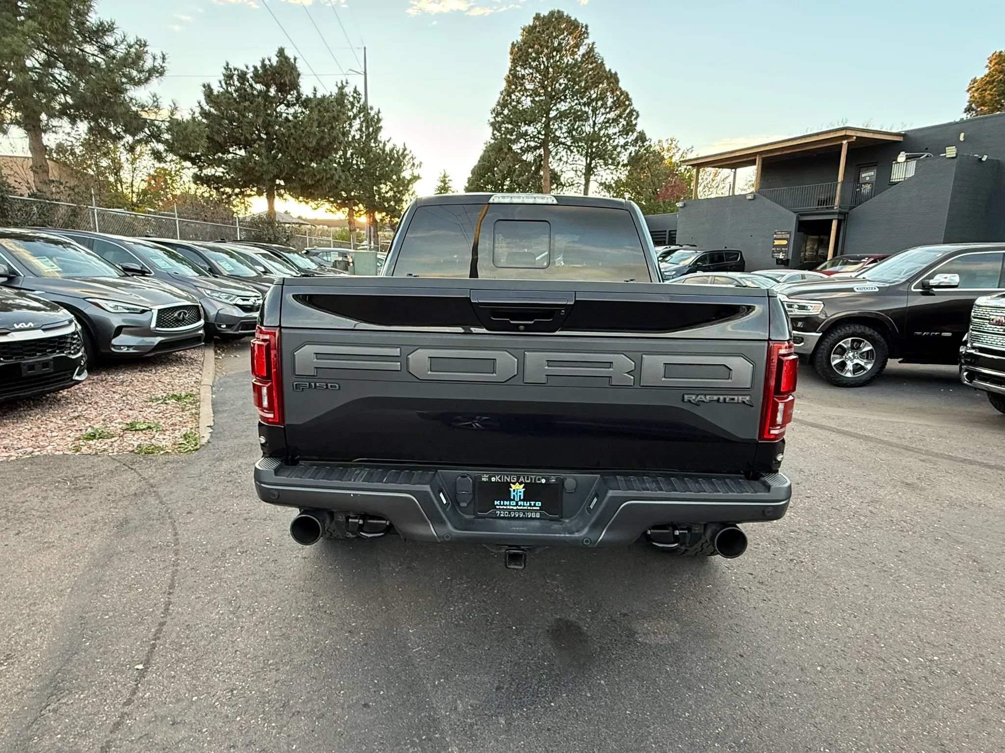 Used 2019 Ford F150 Raptor w/ Equipment Group 802A Luxury AWD/4WD image 7