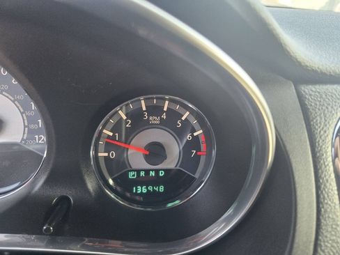 Used 2013 Chrysler 200 Limited FWD image 13