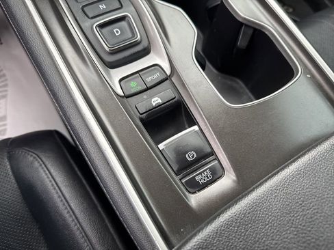 Used 2021 Honda Accord Touring image 24