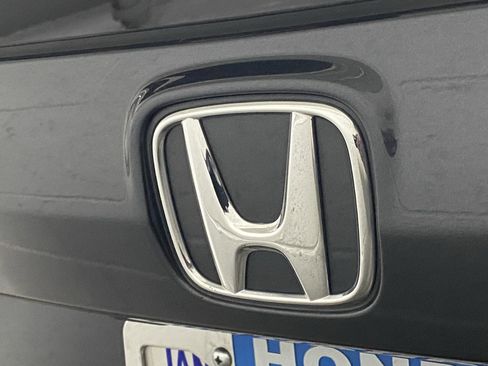 Used 2024 Honda CR-V EX-L image 2