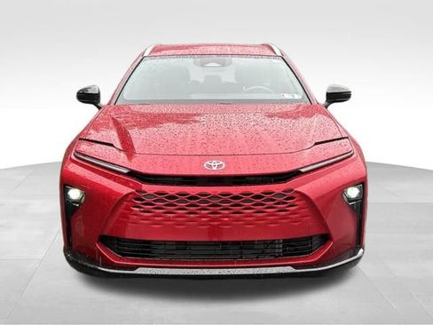 Certified 2025 Toyota Crown Signia AWD/4WD image 8