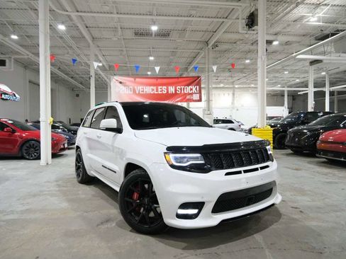 Used 2018 Jeep Grand Cherokee SRT w/ Trailer Tow Group IV image 2