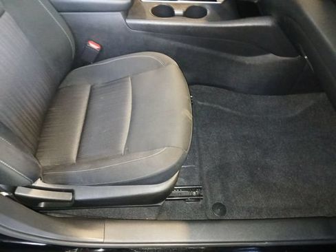 Used 2025 Nissan Altima 2.5 SV FWD image 41
