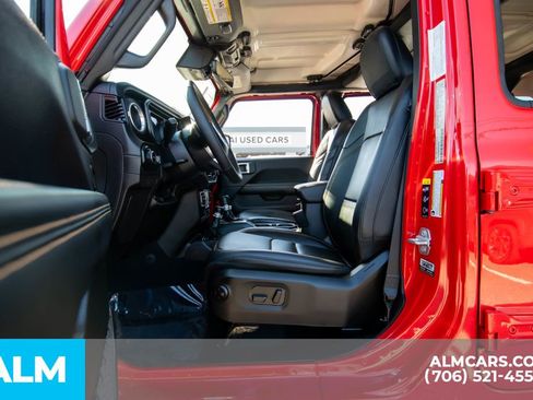 Used 2024 Jeep Wrangler Sahara w/ Technology Group image 10