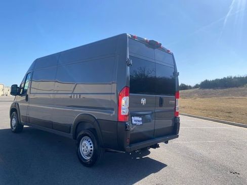 New 2026 RAM ProMaster 2500 w/ Premium Convenience Group image 7