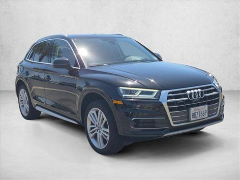 Used 2018 Audi Q5 Prestige w/ Prestige Package AWD/4WD image 3