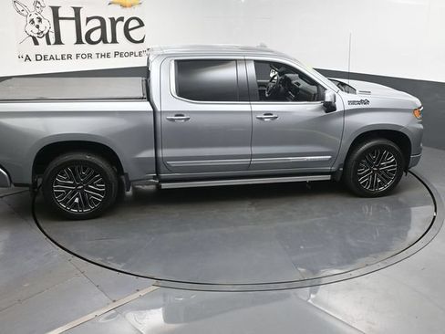 Used 2026 Chevrolet Silverado 1500 High Country AWD/4WD image 39