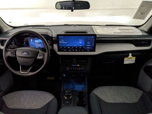 New 2026 Ford Maverick XLT image 13