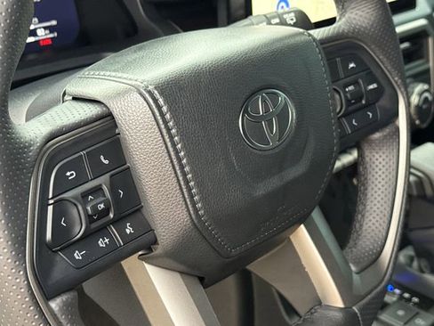 Used 2026 Toyota 4Runner TRD Off-Road Premium AWD/4WD image 29
