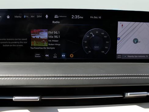 Used 2025 Genesis GV70 3.5T Sport w/ Sport Prestige Package AWD/4WD image 18