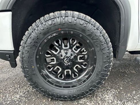 Used 2021 GMC Sierra 2500 AT4 w/ Gooseneck/5TH Wheel Package image 13