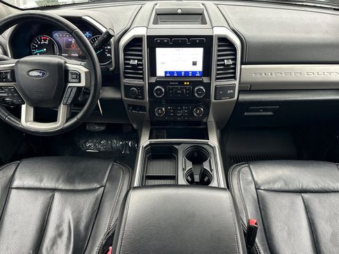 Used 2020 Ford F250 Lariat w/ Lariat Value Package image 13