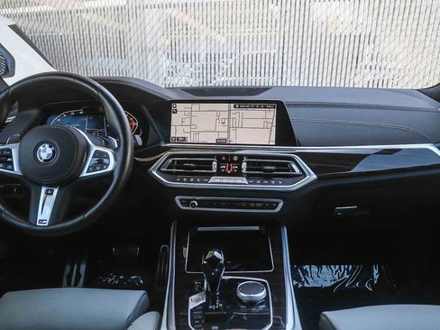 Certified 2023 BMW X5 xDrive40i w/ M Sport Package image 9