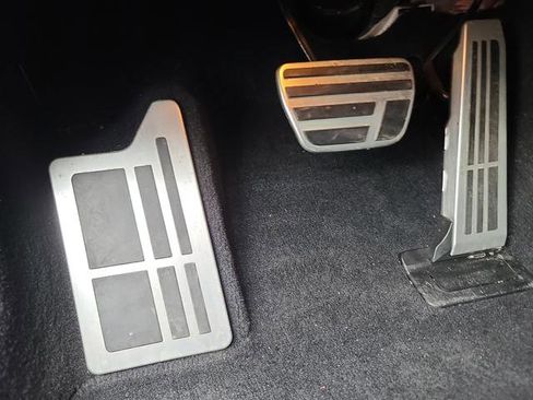 Used 2023 Lexus IS 350 F Sport image 18