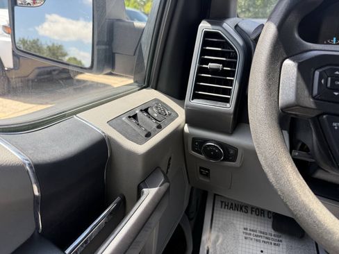 Used 2020 Ford F150 XLT AWD/4WD image 30