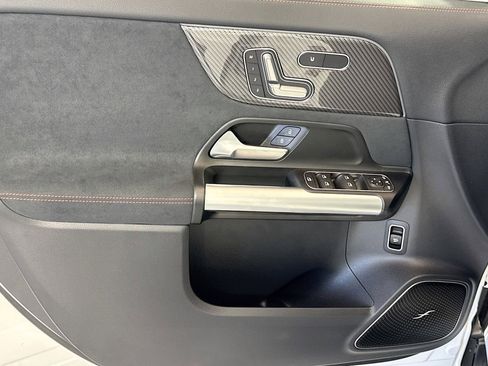 New 2025 Mercedes-Benz GLA 35 AMG 4MATIC image 16