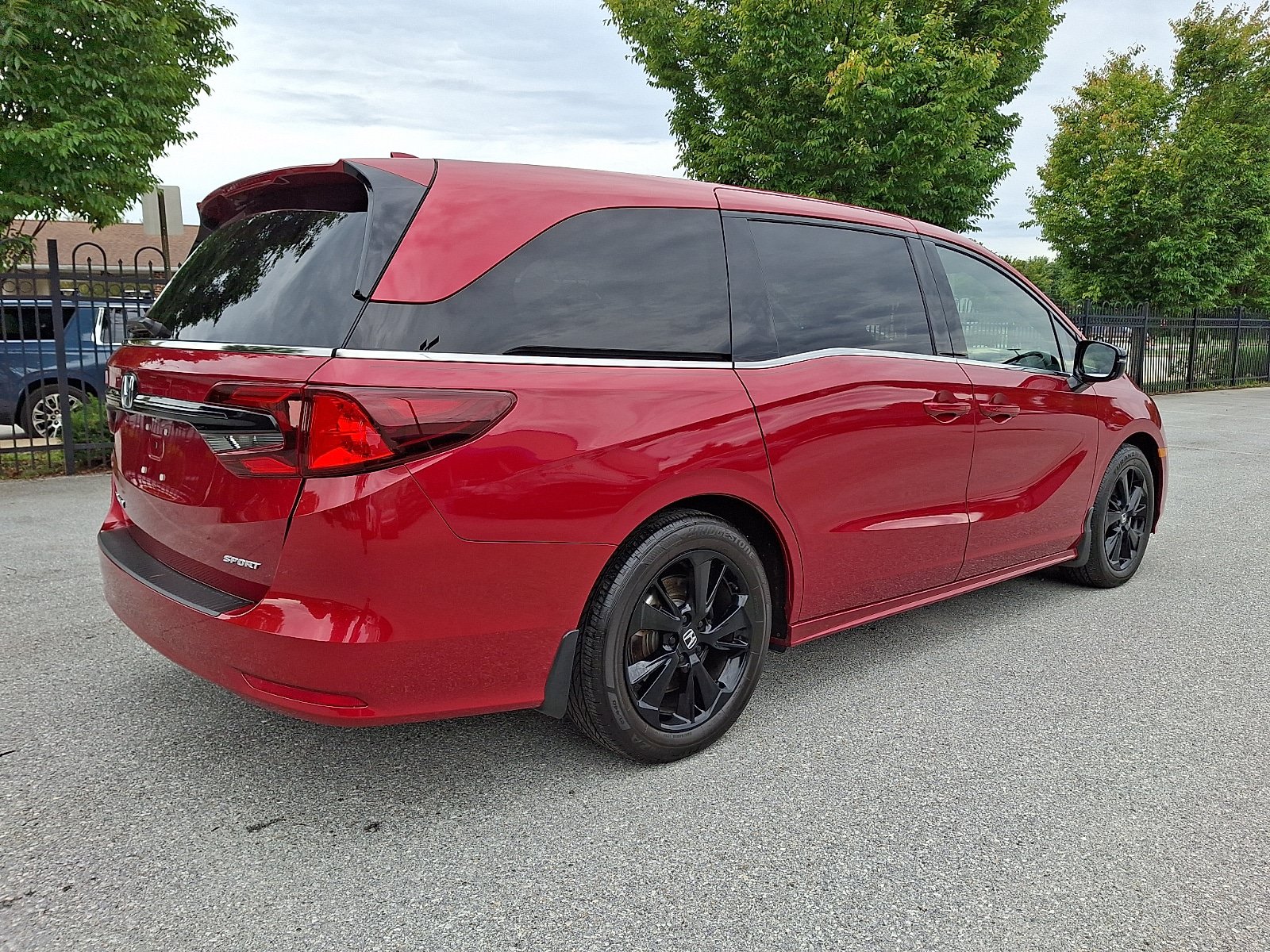 Used 2023 Honda Odyssey Sport image 6