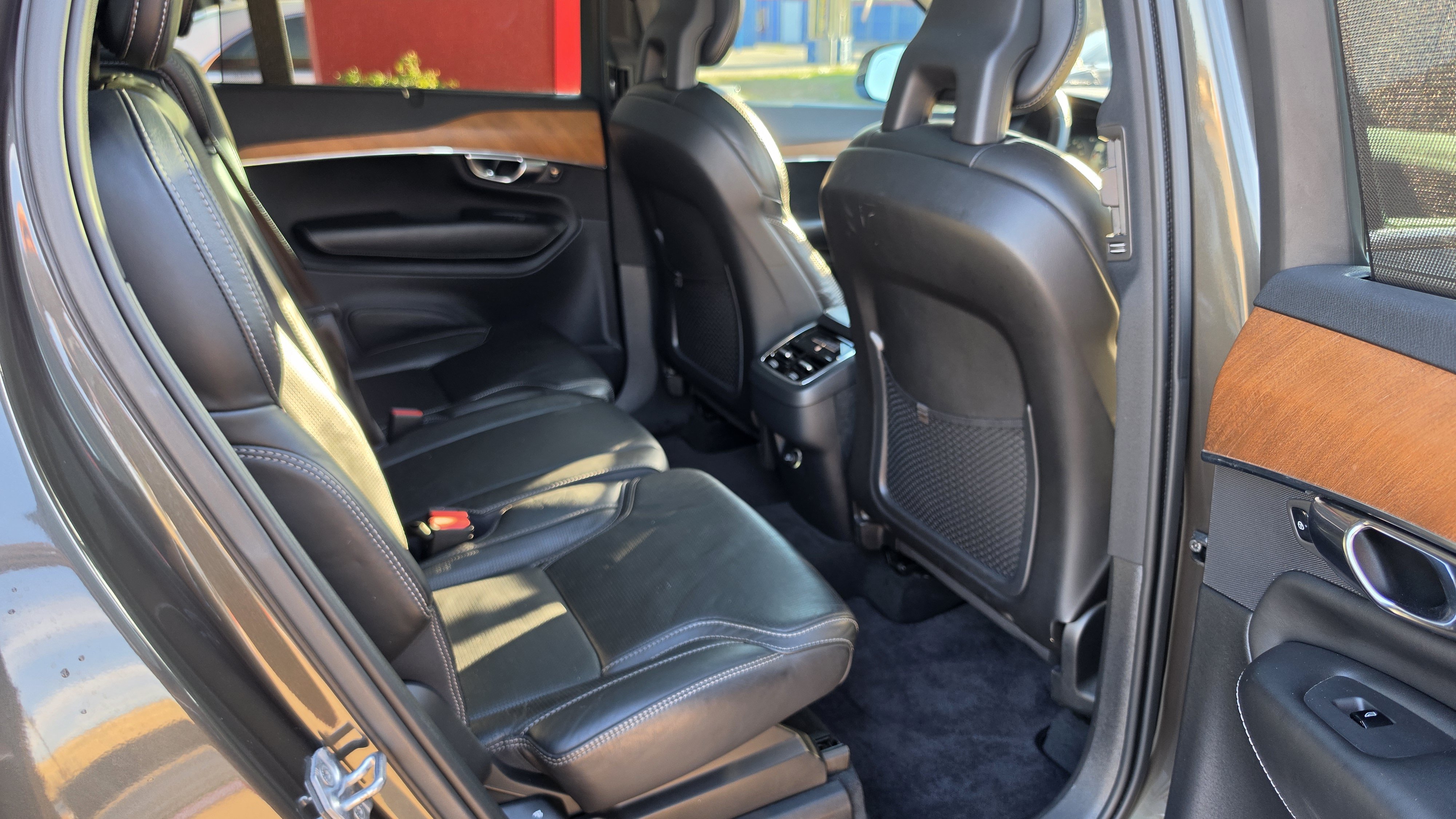 Used 2018 Volvo XC90 T6 Inscription w/ Convenience Package AWD/4WD image 30