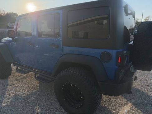 Used 2016 Jeep Wrangler Unlimited Sport image 16
