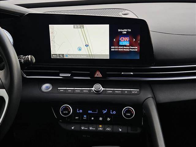 Used 2025 Hyundai Elantra SEL FWD image 15