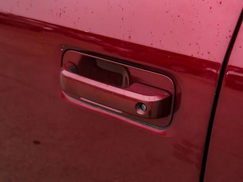 Used 2018 Ford F150 XLT w/ Equipment Group 302A Luxury AWD/4WD image 38