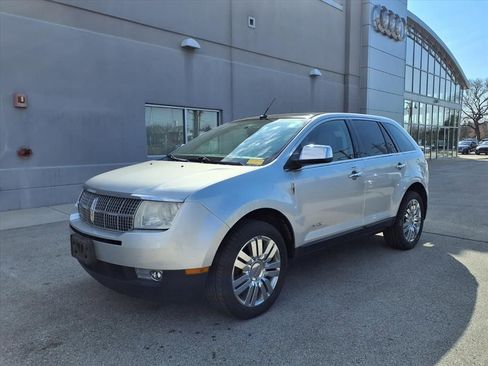 Used 2010 Lincoln MKX AWD image 3