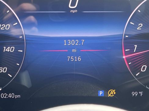 Used 2026 Mercedes-Benz GLC 300 4MATIC image 44