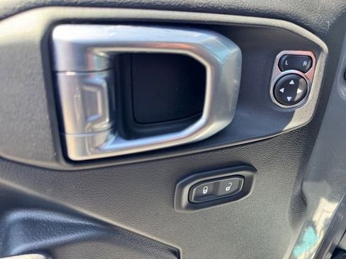 Certified 2023 Jeep Wrangler Unlimited Sport AWD/4WD image 19
