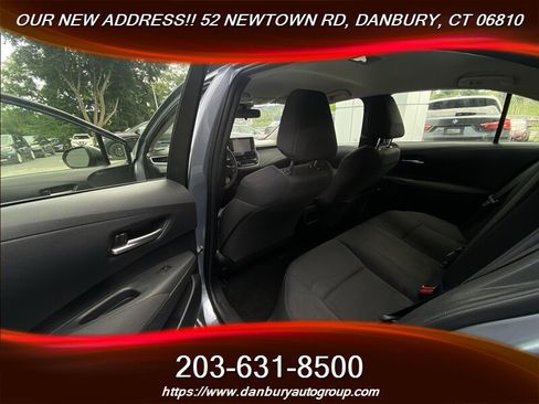 Used 2020 Toyota Corolla LE FWD image 16
