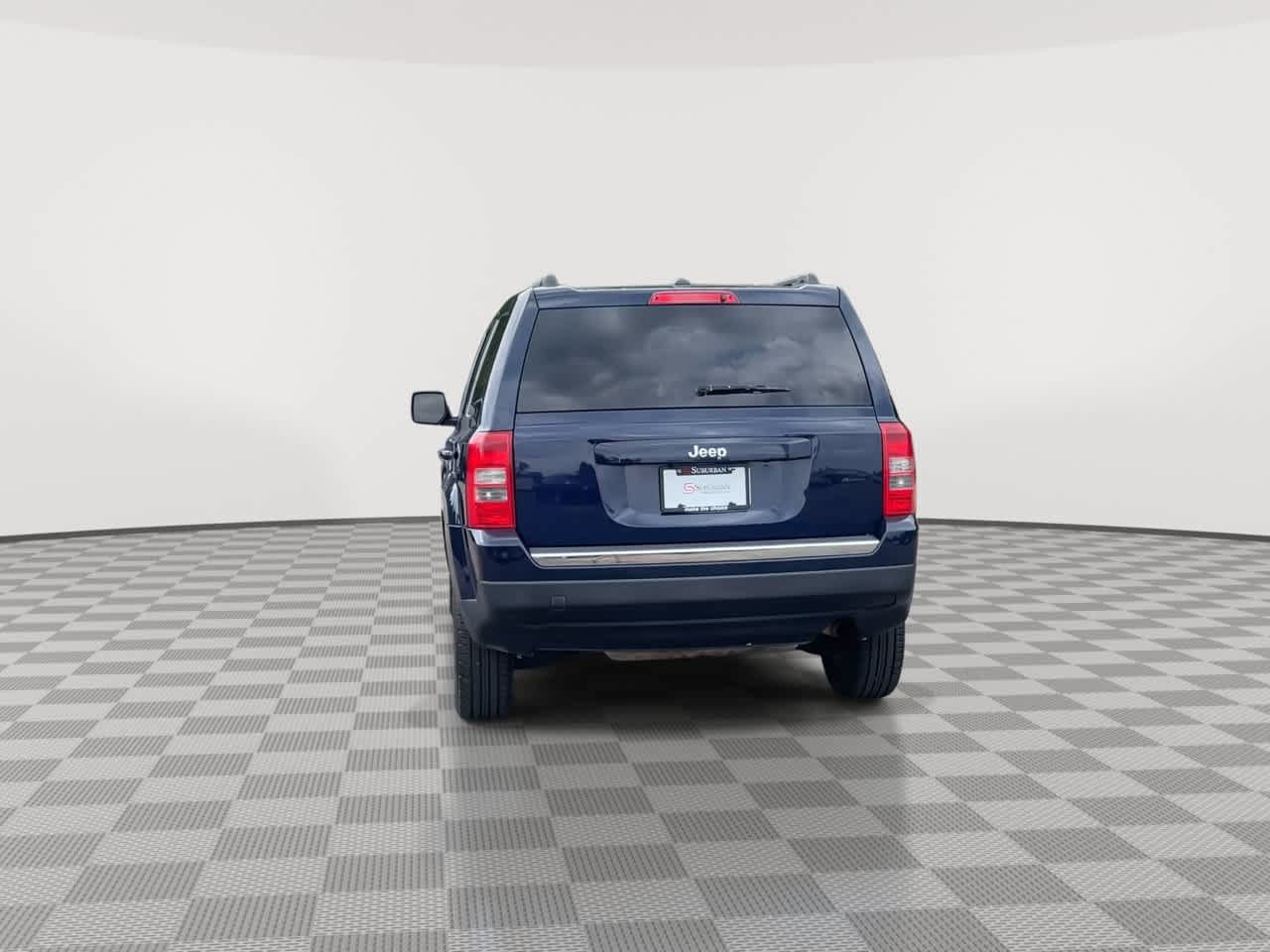 Used 2014 Jeep Patriot Latitude w/ Freedom Edition Package FWD image 7