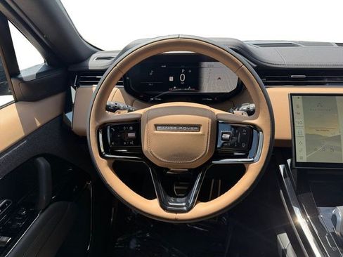 New 2026 Land Rover Range Rover Sport Dynamic SE AWD/4WD image 13