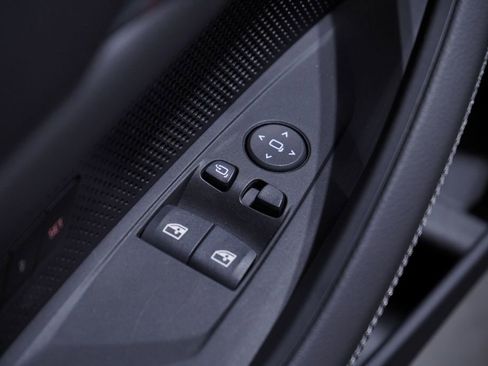 New 2026 BMW 430i 430i w/ M Sport Package image 11