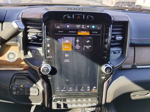 Used 2024 RAM 3500 Limited w/ Safety Group image 39