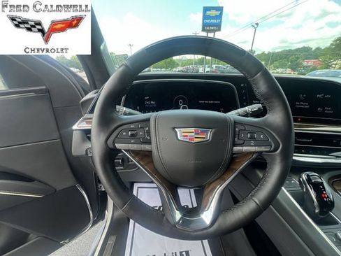 Certified 2023 Cadillac Escalade Sport Platinum AWD/4WD image 17