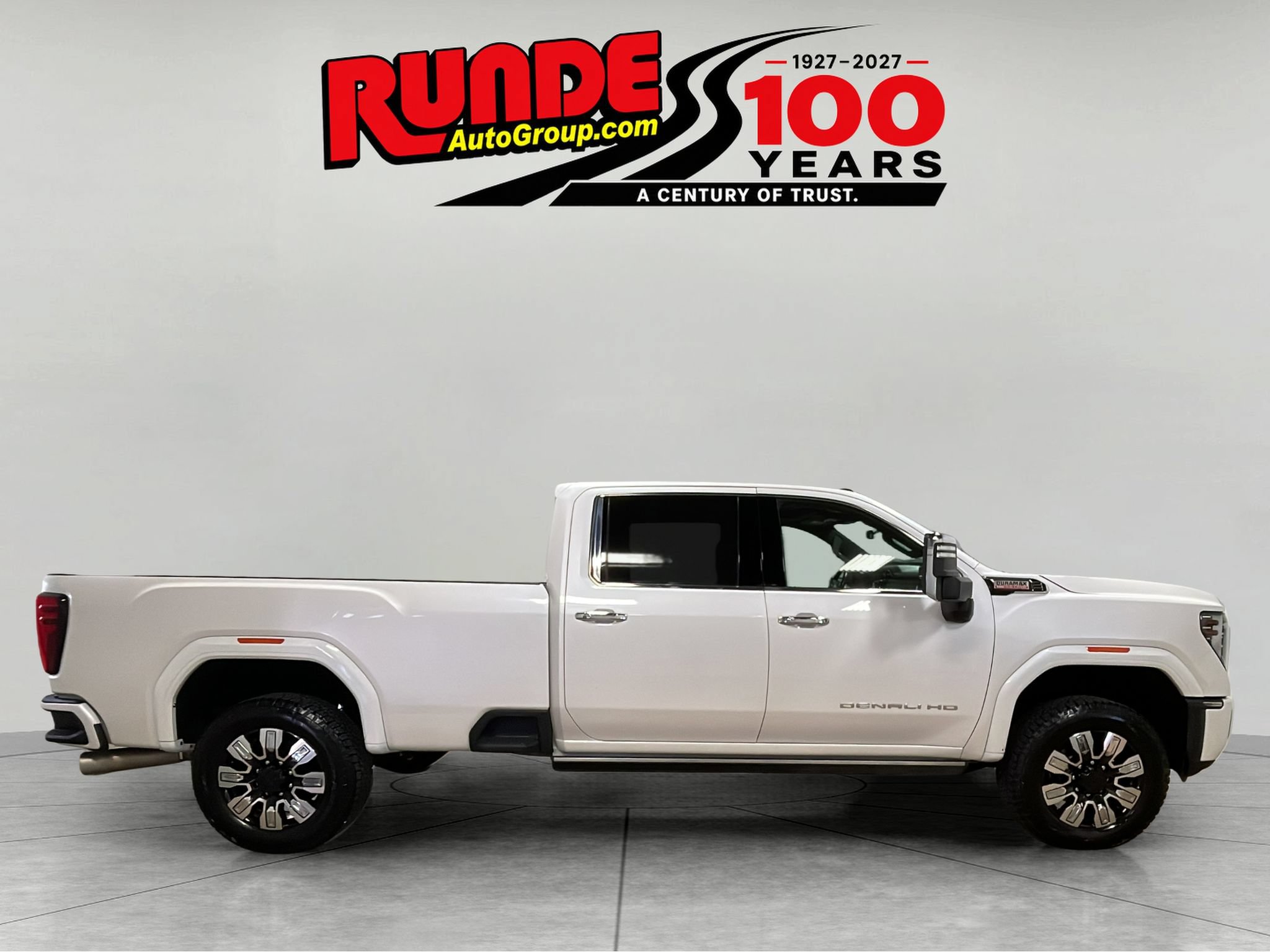 Used 2024 GMC Sierra 2500 Denali w/ Denali Reserve Package AWD/4WD image 10