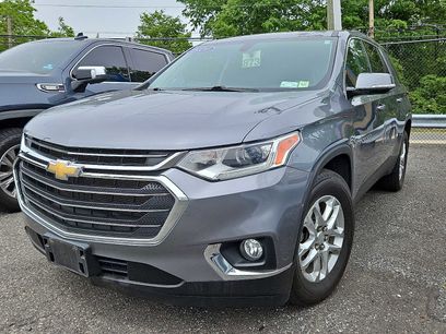 Used 2020 Chevrolet Traverse LT