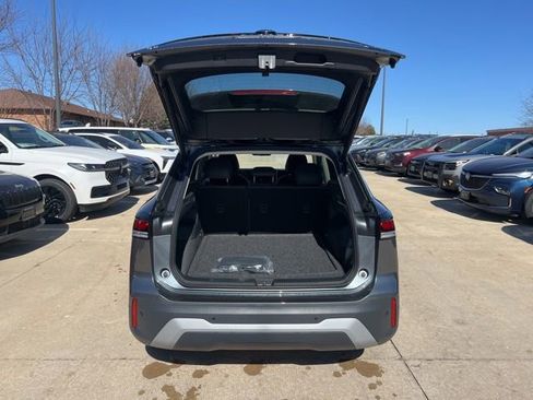 New 2026 Volkswagen Tiguan SE AWD/4WD image 9