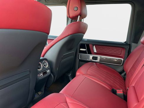 Certified 2025 Mercedes-Benz G 63 AMG 4MATIC image 16