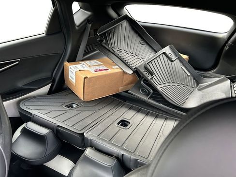 Used 2024 Kia EV6 GT-Line image 14