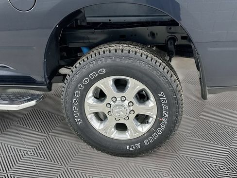 New 2026 RAM 2500 Big Horn AWD/4WD image 16