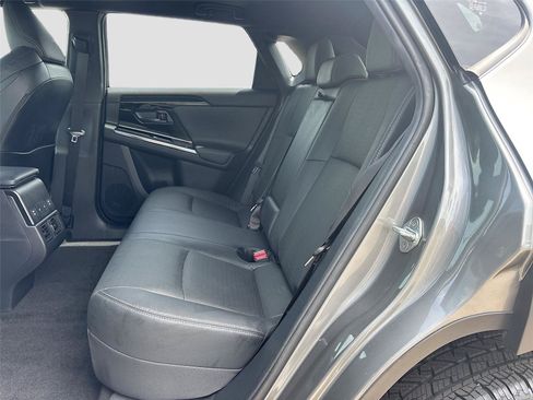 Used 2023 Subaru Solterra AWD image 25