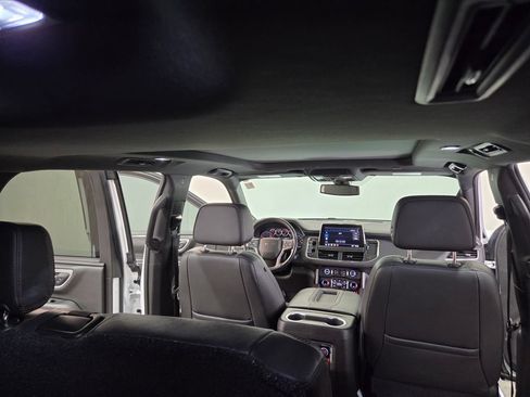 Used 2021 Chevrolet Tahoe RST w/ Luxury Package AWD/4WD image 30