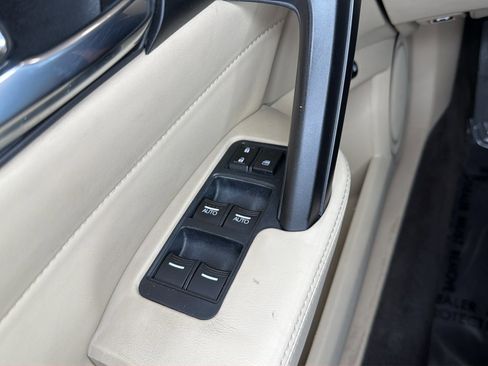 Used 2012 Acura TL w/ Technology Package FWD image 19