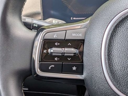Used 2024 Kia Sorento S w/ Panoramic Sunroof Package FWD image 29