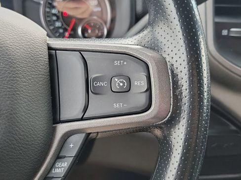Used 2024 RAM 3500 Tradesman w/ Chrome Appearance Group AWD/4WD image 23