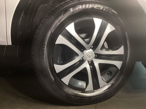 Used 2018 Toyota RAV4 LE w/ All Weather Liner Package image 14