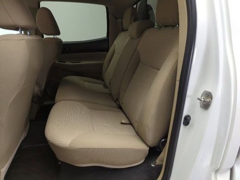 Used 2012 Toyota Tacoma 4x4 Double Cab image 23